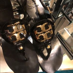 Tory Burch Black/gold patent